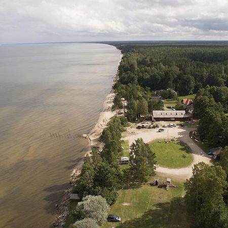 Viesu Nams Melnsils Hotel Eksteriør billede